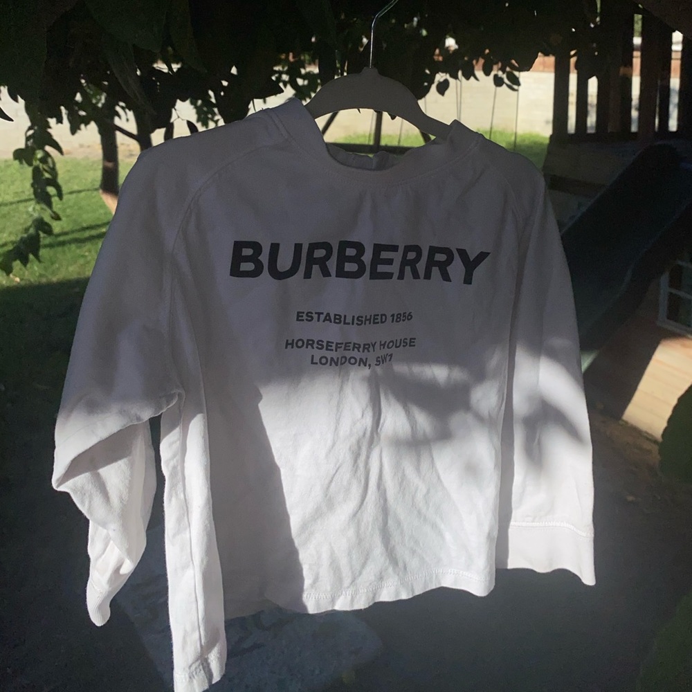Burberry boy White Griffon Tshirt  HorseferryPrint
